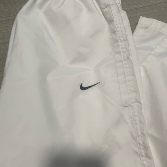 SOLD- Nike Windbreak Pants - Picture 2 of 3